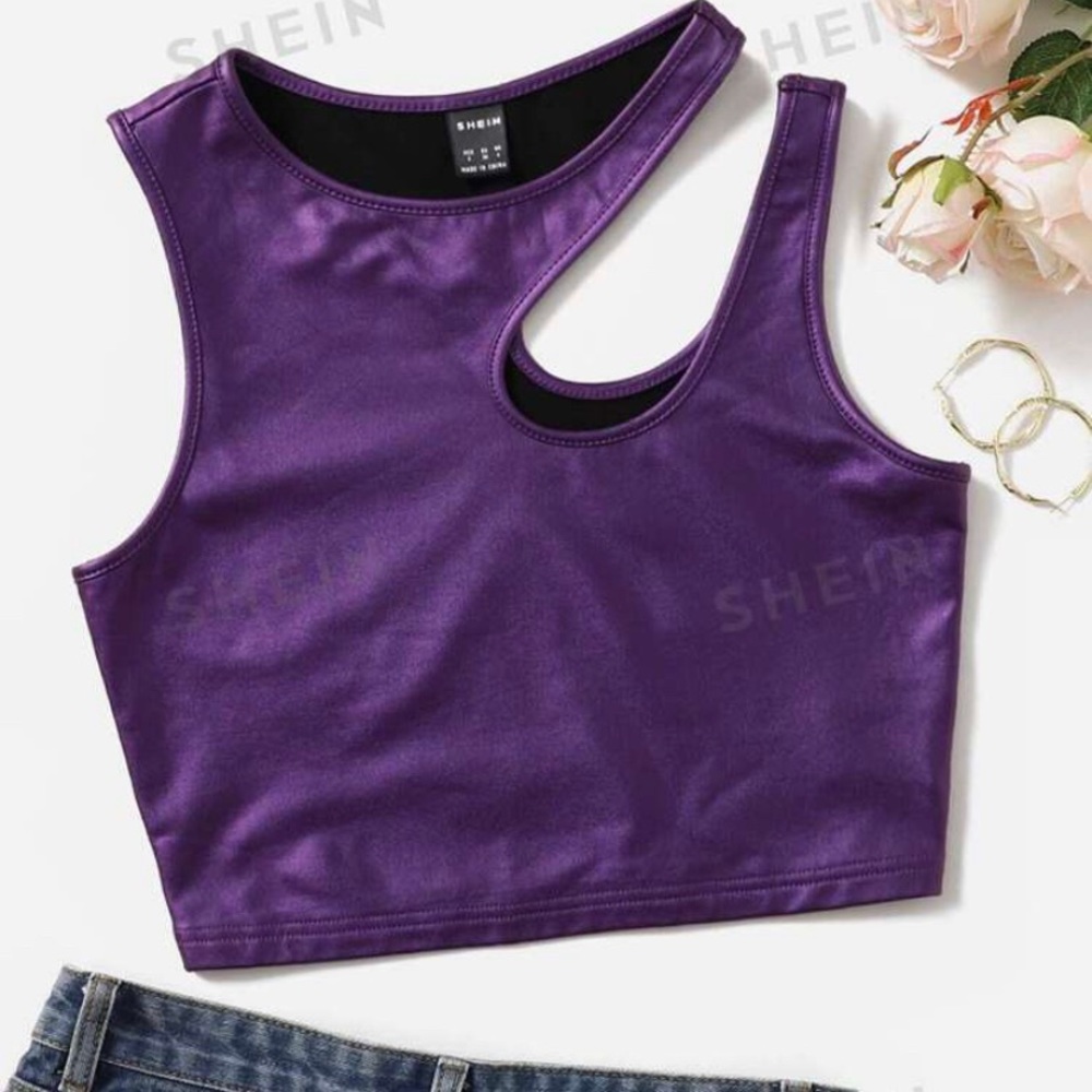Cut Out Shoulder Leather Crop Tank Top